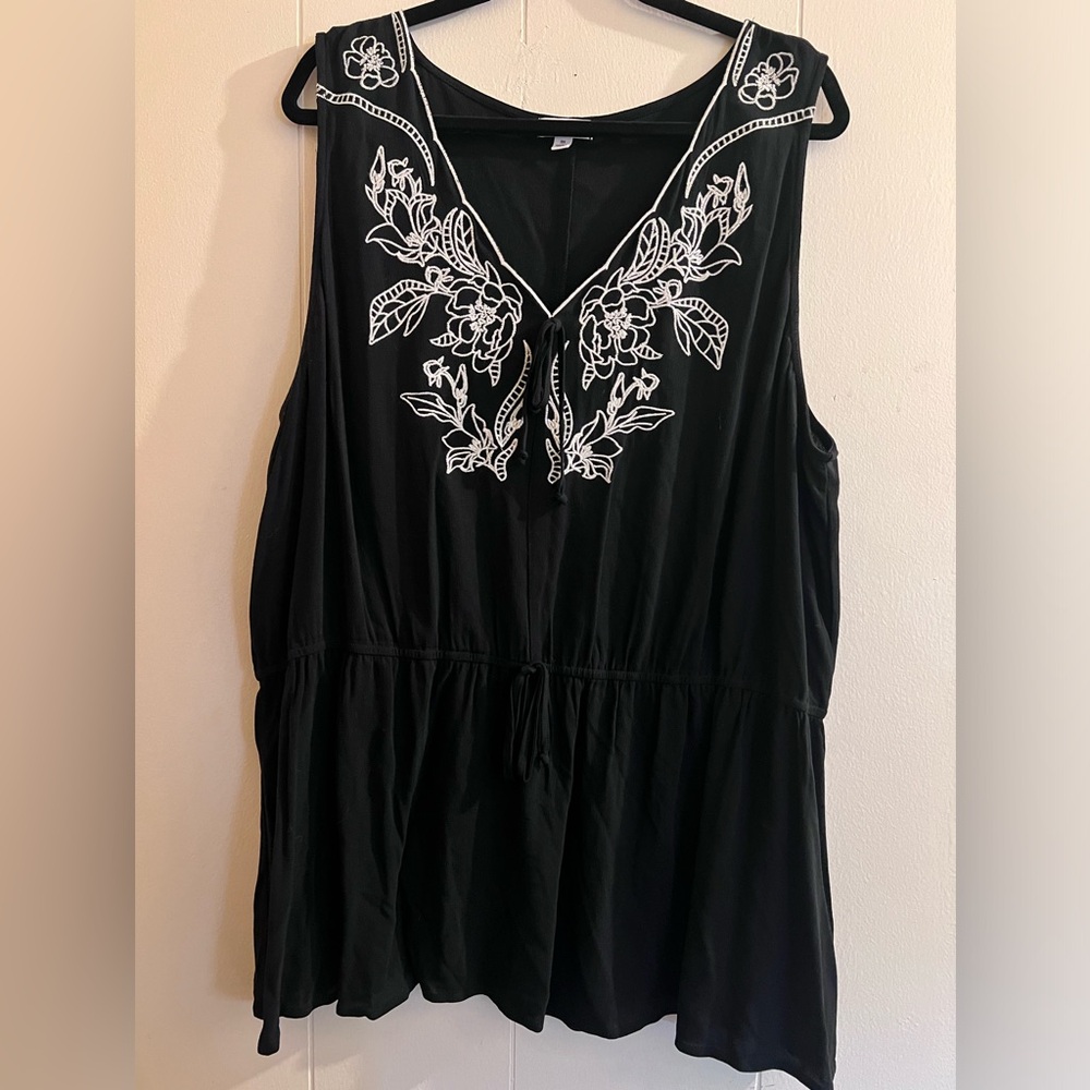 Thread & Clover Embroidered Tank Top 3X